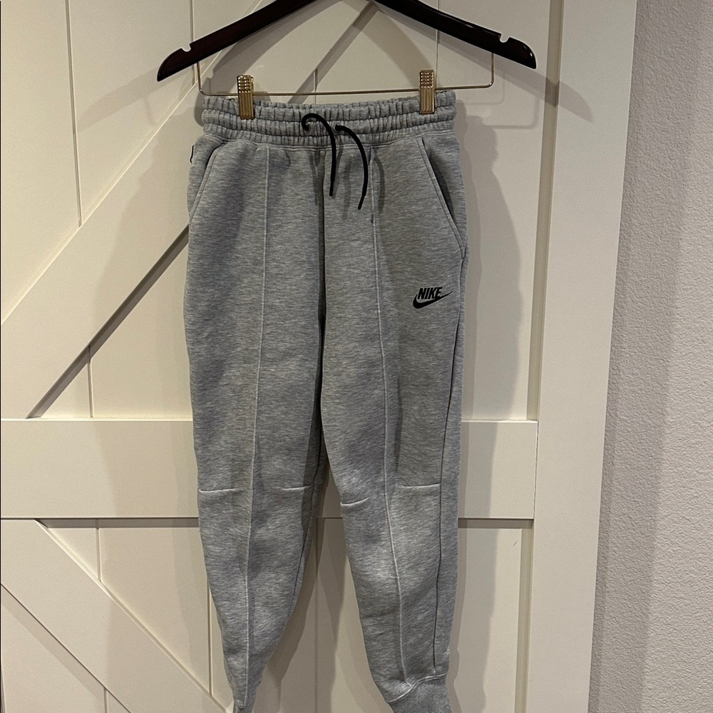 Nike Heather Gray Joggers